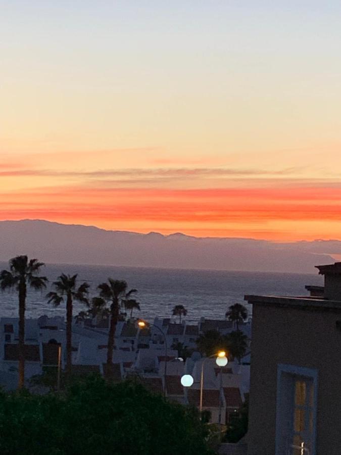 Orlando Apartment Tenerife アデヘ エクステリア 写真